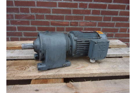 85 RPM 0,75 KW As 25 mm . Used.